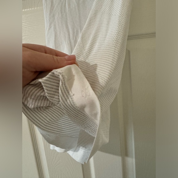 Lululemon Swiftly Tech Razorback Tank Top - Picture 3 of 4